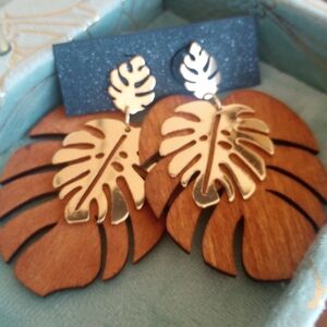 Gold and Brown Leaf Earrings